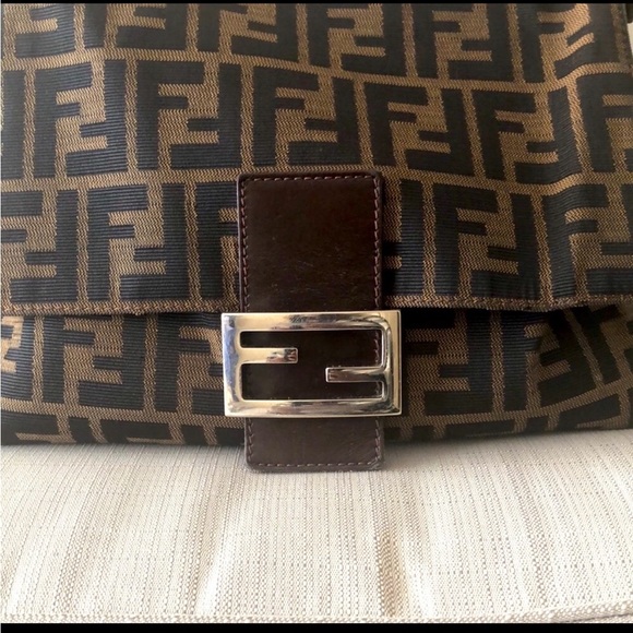 Fendi Mama Baguette Bag - Picture 5 of 7